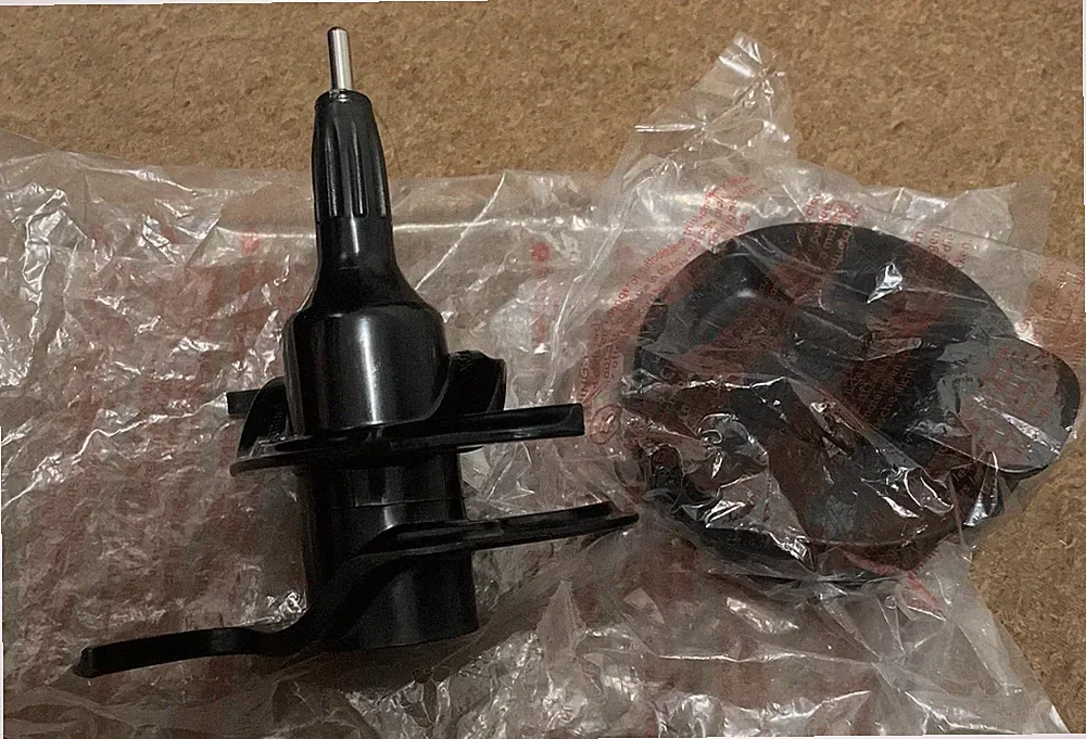Ninja BN801 Dough Blade Replacement for 64 oz. Food Processor Bowl + Spout Lid