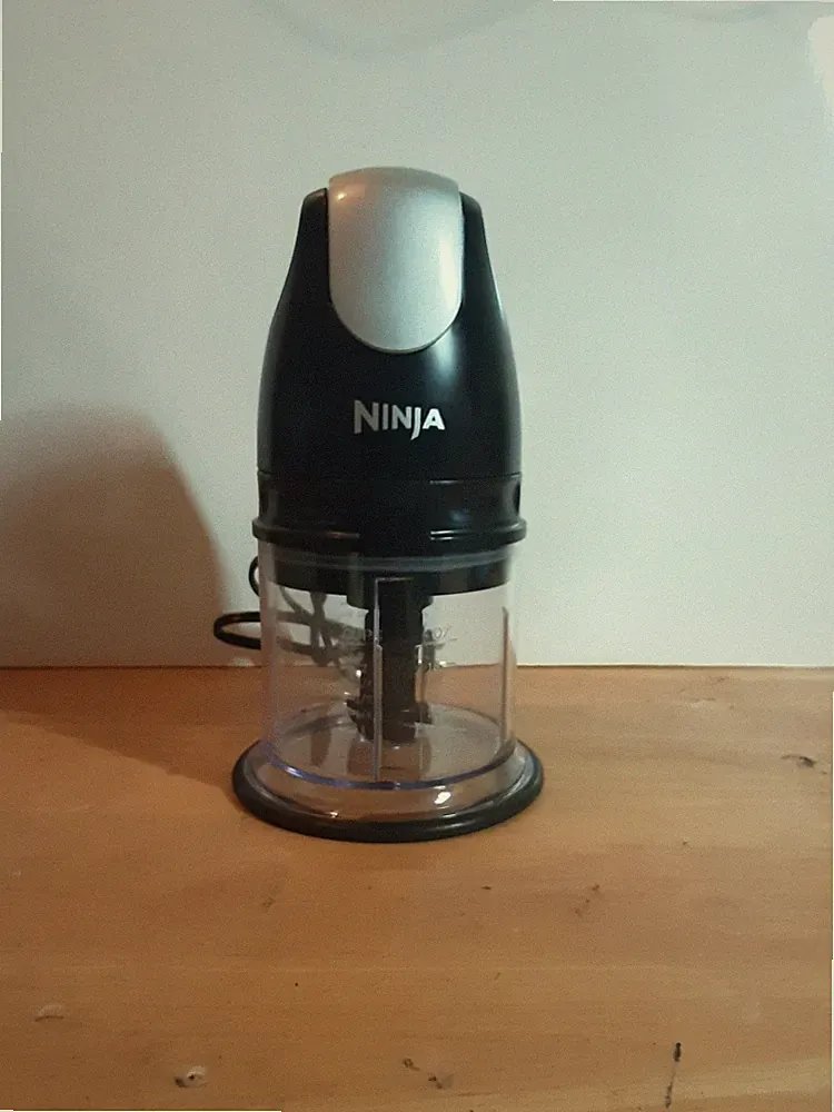 Ninja Express Chop 200 W Food Processor, Mince, Puree, One-Touch, Non-Slip Base