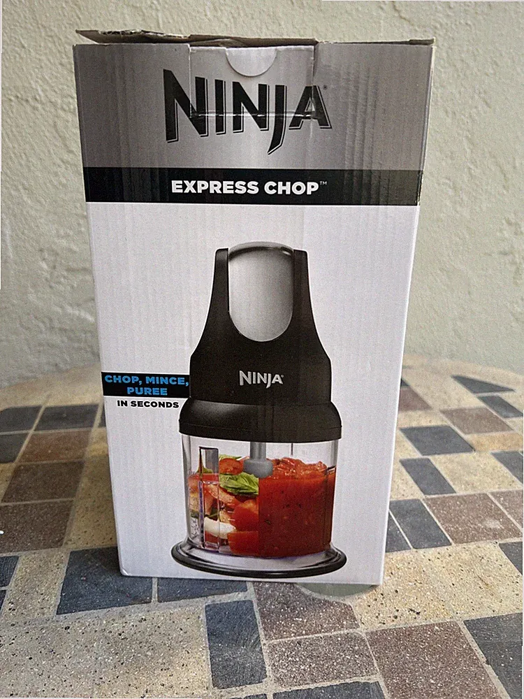 Ninja Express Chop Food Chopper 16 oz Bowl Chop Mince Purée FAST NJ100GR NIB