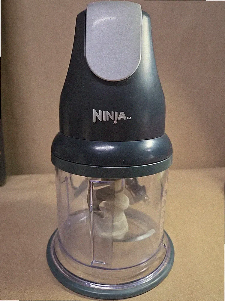 Ninja Express Chop Mini Food Chopper, Gray, 16-oz, 200W