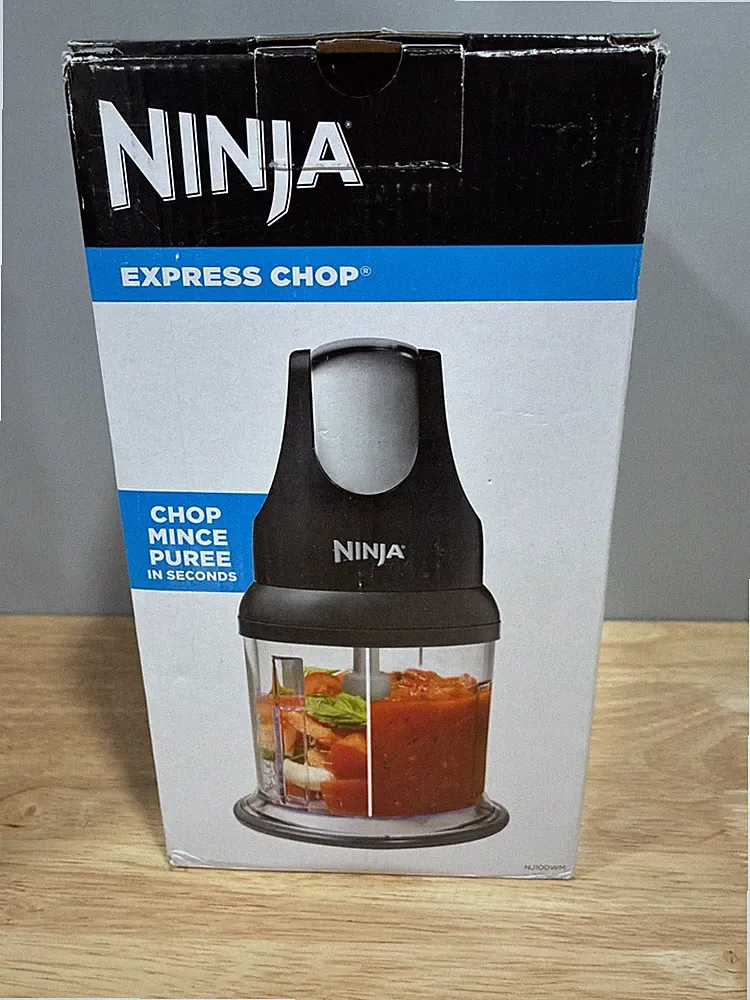 Ninja Food Chopper Express Chop, 16-Ounce Bowl for Mincing NJ100GR Open Box
