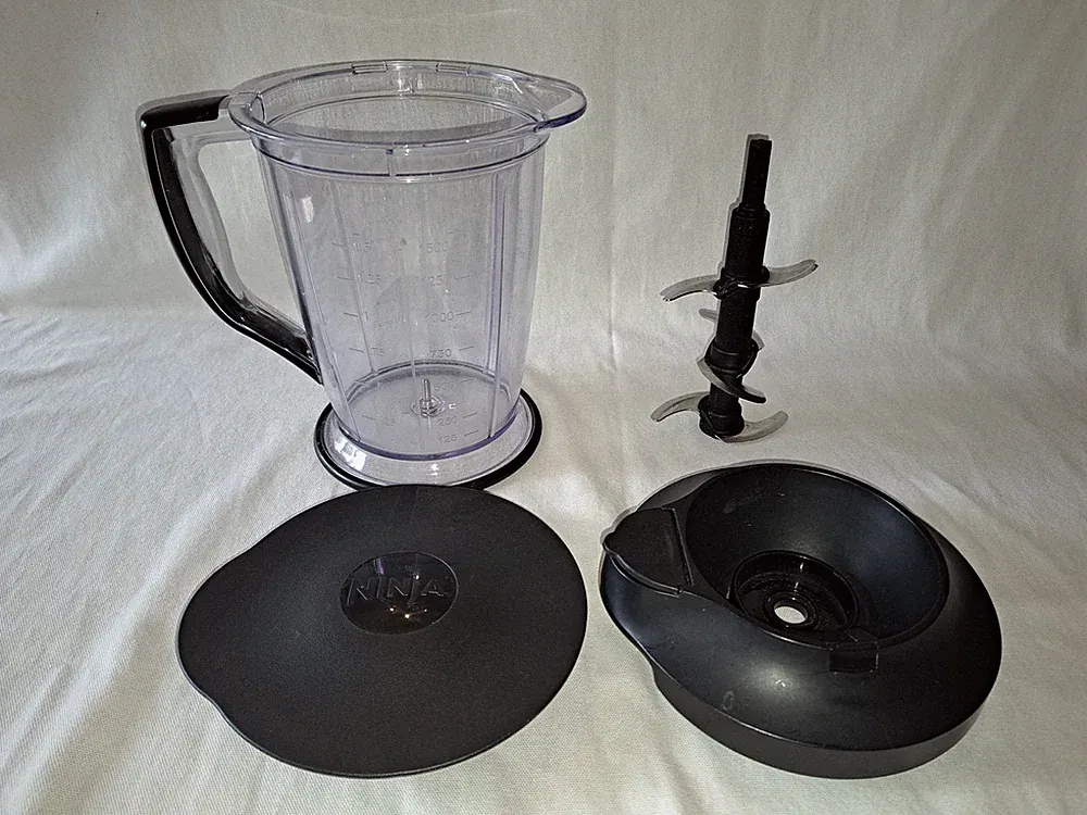 Ninja Food Processor Blender 6 Cup / 48oz Pitcher + Lids + Blade