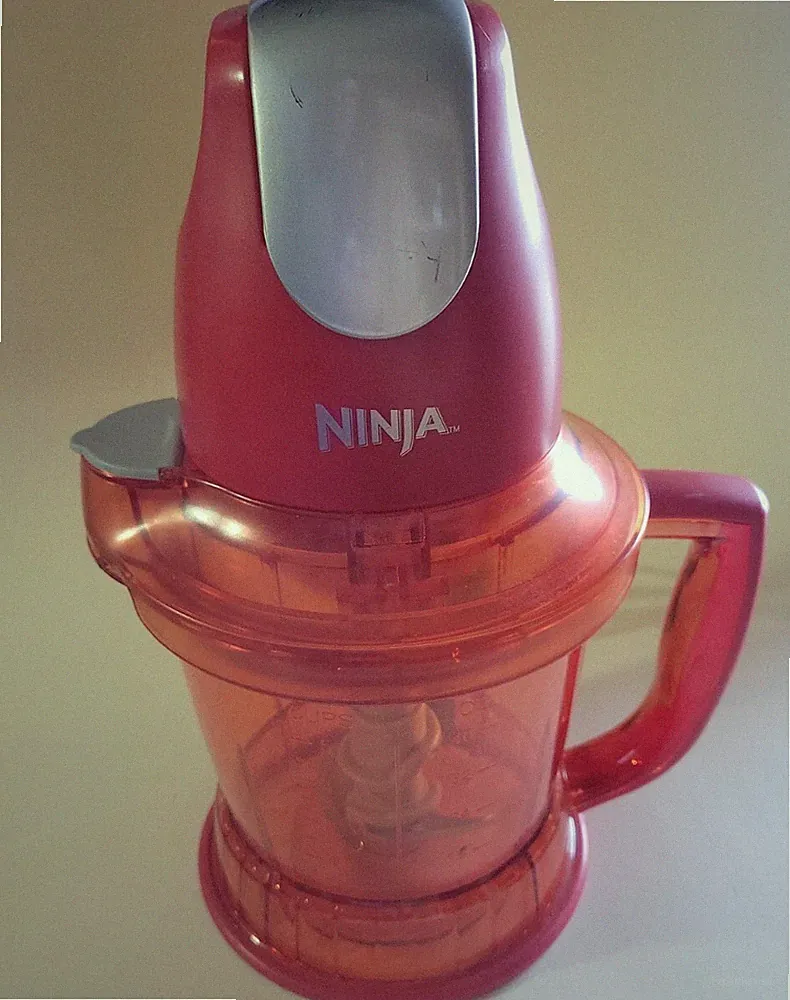 Ninja Master Prep Professional Food Processor Red Pre-owned