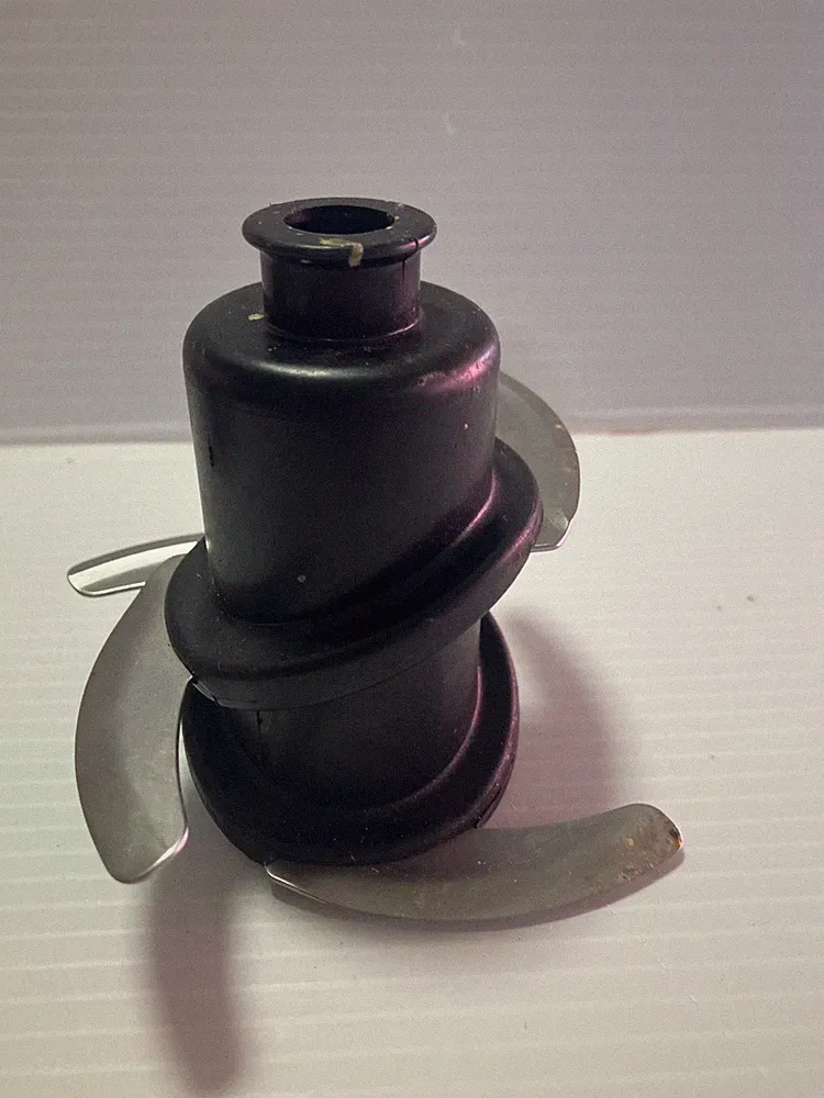 Ninja - Model BL772QT - Small Food Processor Blade Attachment For 24oz Bowl(14)
