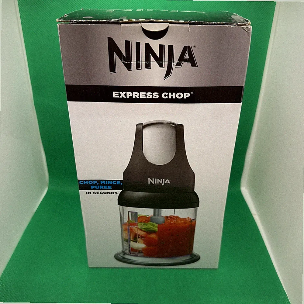 Ninja NJ100GR 16.0 oz. Food Chopper, Food Processor-Black NIB-Factory Box/wrap!!
