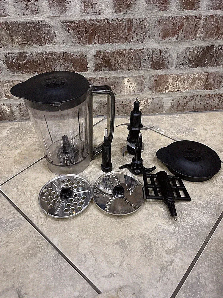 Ninja Pro Blender Food Pulse Processor Pitcher 48 oz 6 Cup w/ 7 Accessories
