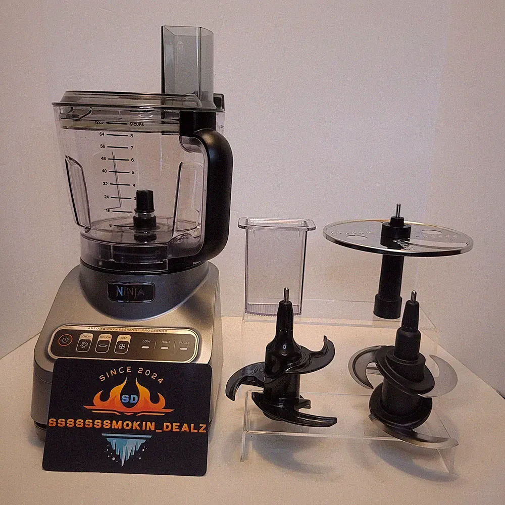 Ninja® Professional Food Processor, 850 Watts, 72oz Capacity, Auto-iQ Pro BN30