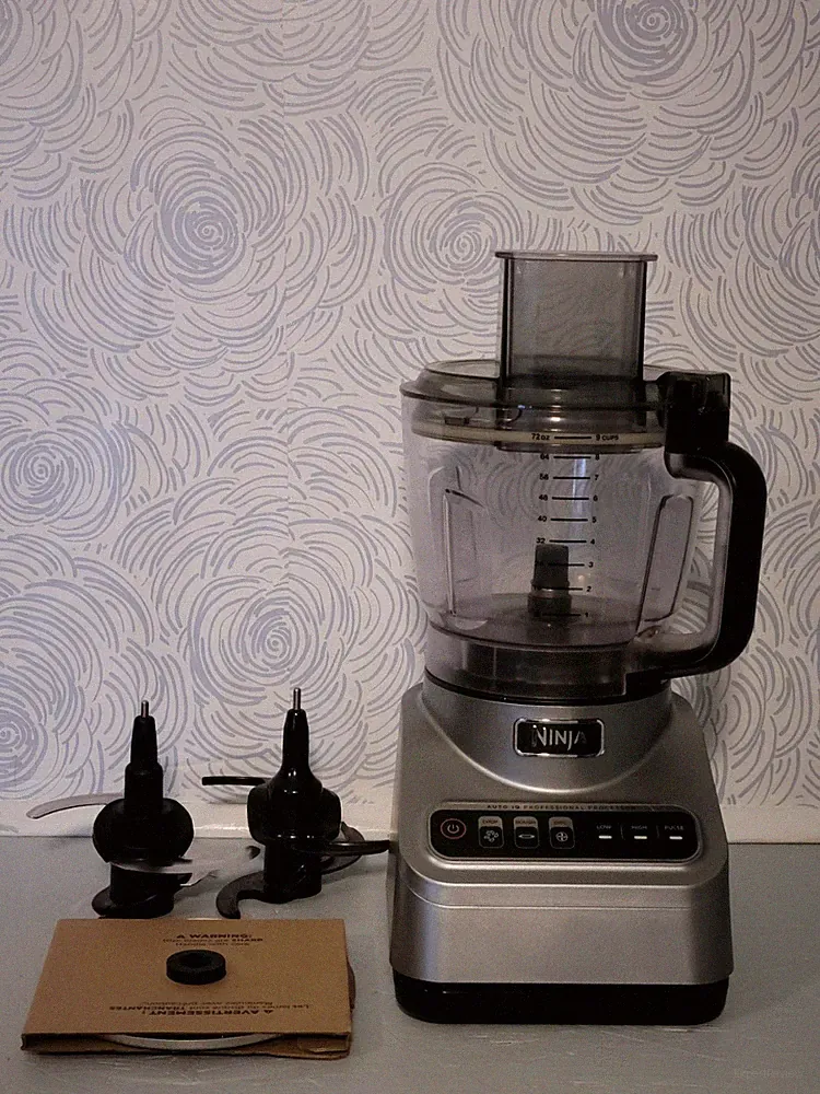 Ninja Professional Plus 9-Cup Auto IQ Food Processor Blender BN600 Complete