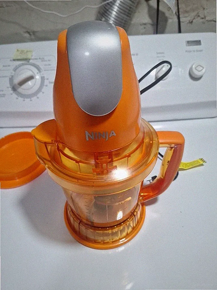 Ninja Storm Blender Food Processor, 400-Watt 40 oz. QB750Q2 Orange
