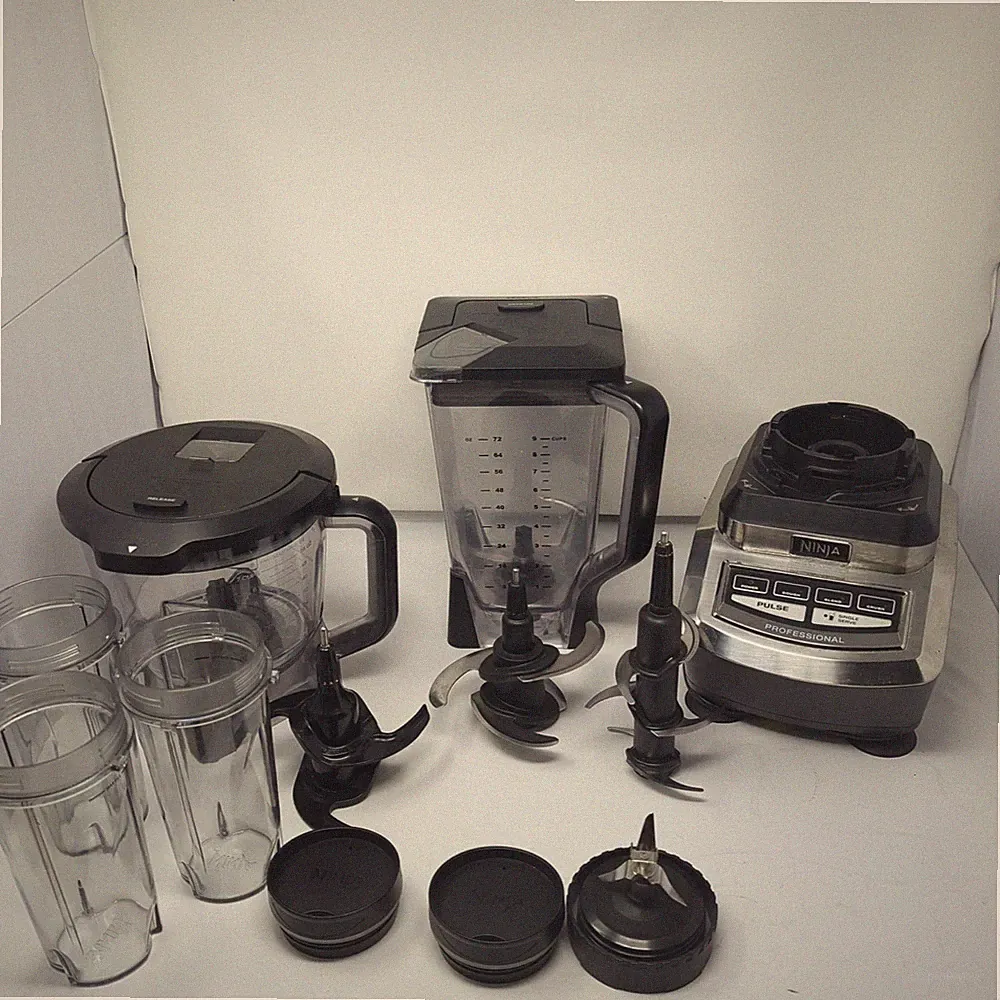Ninja Supra Kitchen System BL780 Blender Food Processor & 3 Cups - Excellent!