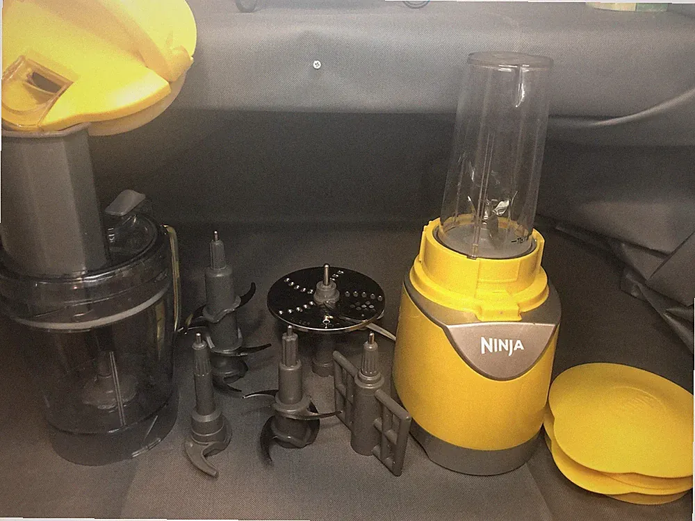 Ninja Yellow Professional Food Processor & Blender Excellent Condition