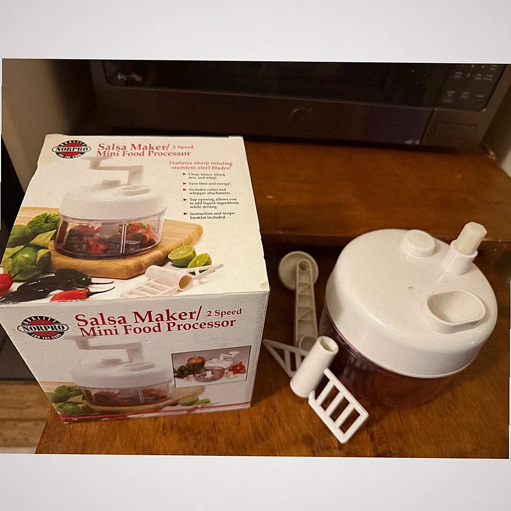 Norpro Salsa Maker 2 Speed Mini Food Processor Manual Chopper White 1061