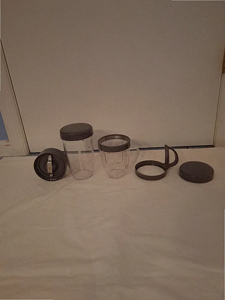 Nutribullet 600 Series Accessories- Extractor Milling Blade Handle & Cups NEW