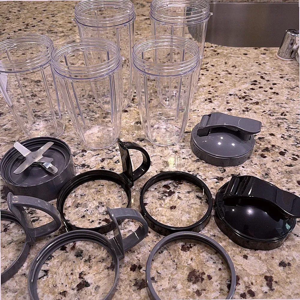NutriBullet lot 13 pieces cups lids blade Replacement Parts