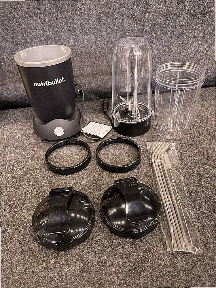 NUTRIBULLET NB-207 Pro Plus 1200 Watt Personal Blender in Black