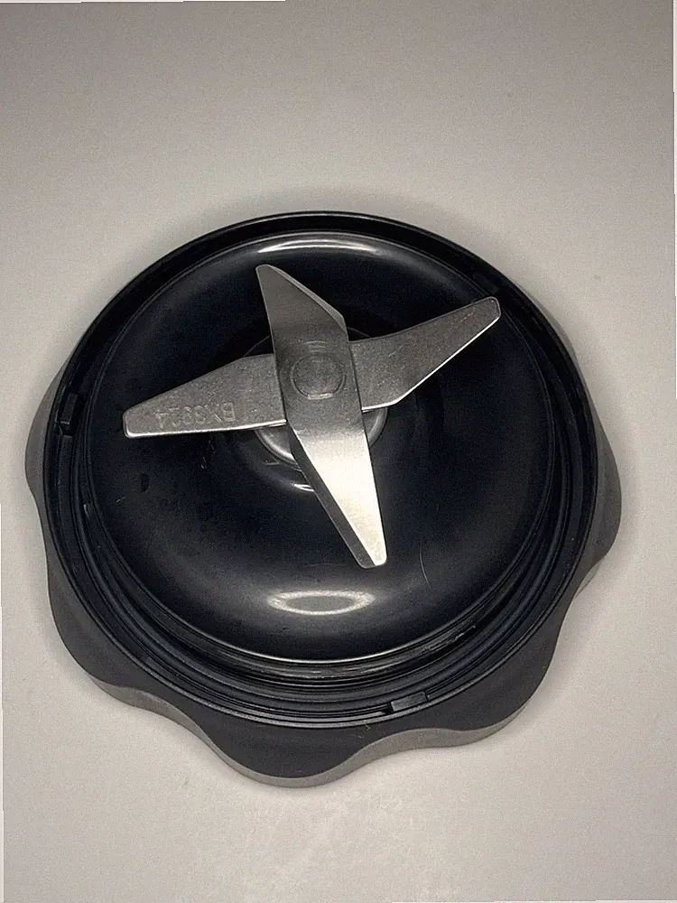 NutriBullet RX Blade for Model Number NB2-10 - Used in Great Condition