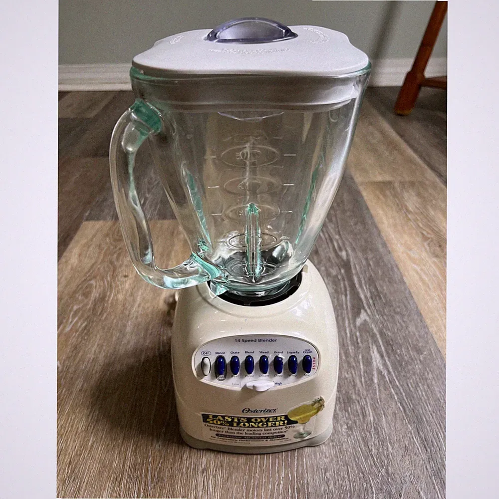 Oster 14 Speed Blender OS Cream Glass Pitcher All Metal Drive Retro