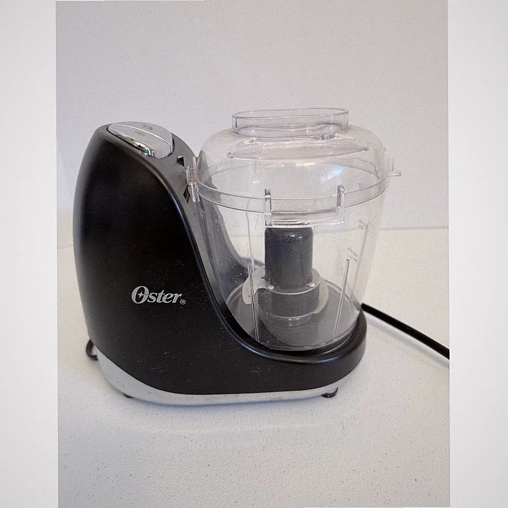 Oster 3 Cup Chopper Food Processor Electric Compact Kitchen Gadget FPSTMC3321