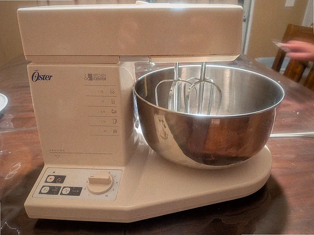 Oster Designer Kitchen Center Mixer Doughmaker Food Processor 5550-08A Working!