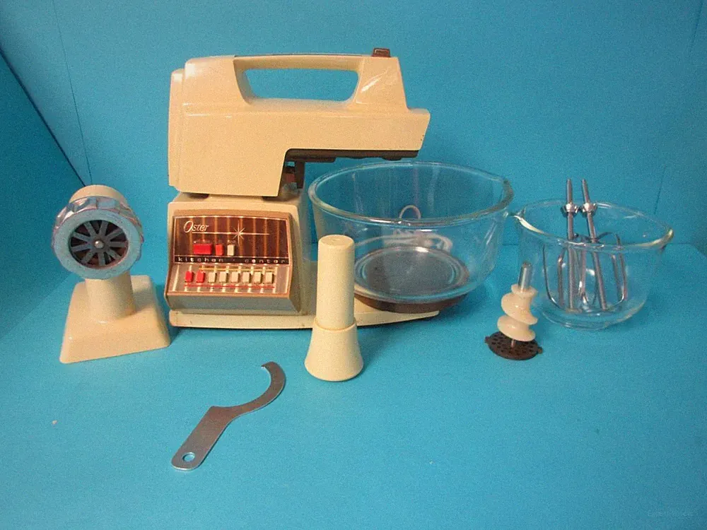 OSTER KITCHEN CENTER SET REGENCY MIXER FOOD PROCESSOR MEAT GRINDER HARVEST GOLD