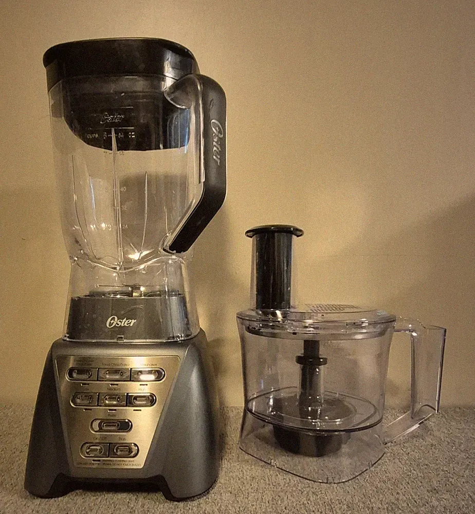 Oster Pro 1200 Blender with Professional Tritan Jar & Food Processor attachment
