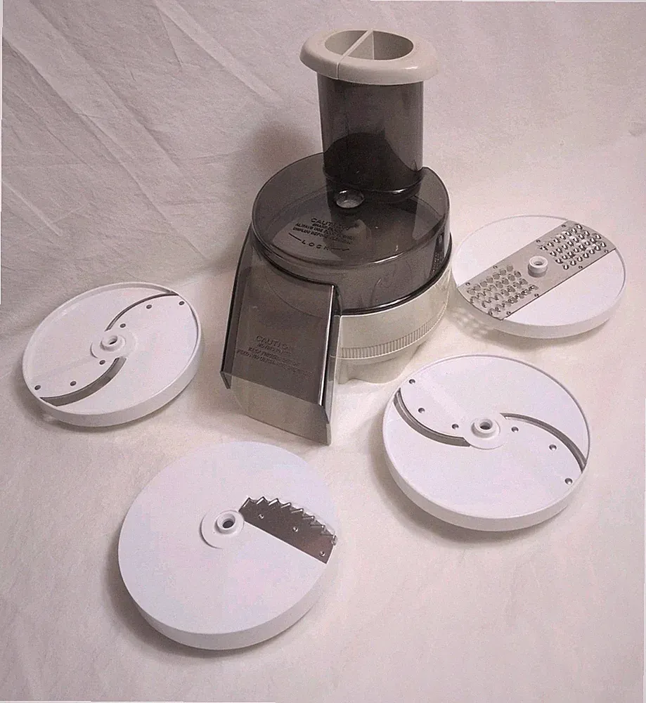 OSTER REGENCY KITCHEN CENTER FOOD PROCESSOR BASE, LID, CHUTE, 4 BLADES VGC
