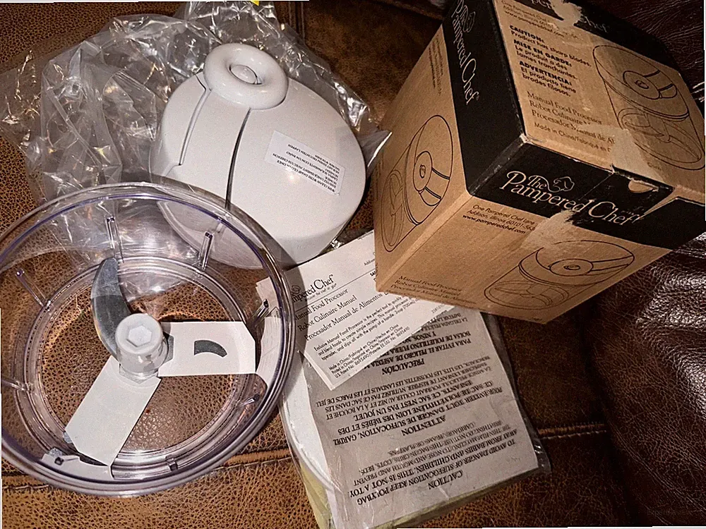 Pampered Chef Manual Food Processor #2581 & #2588 Lid