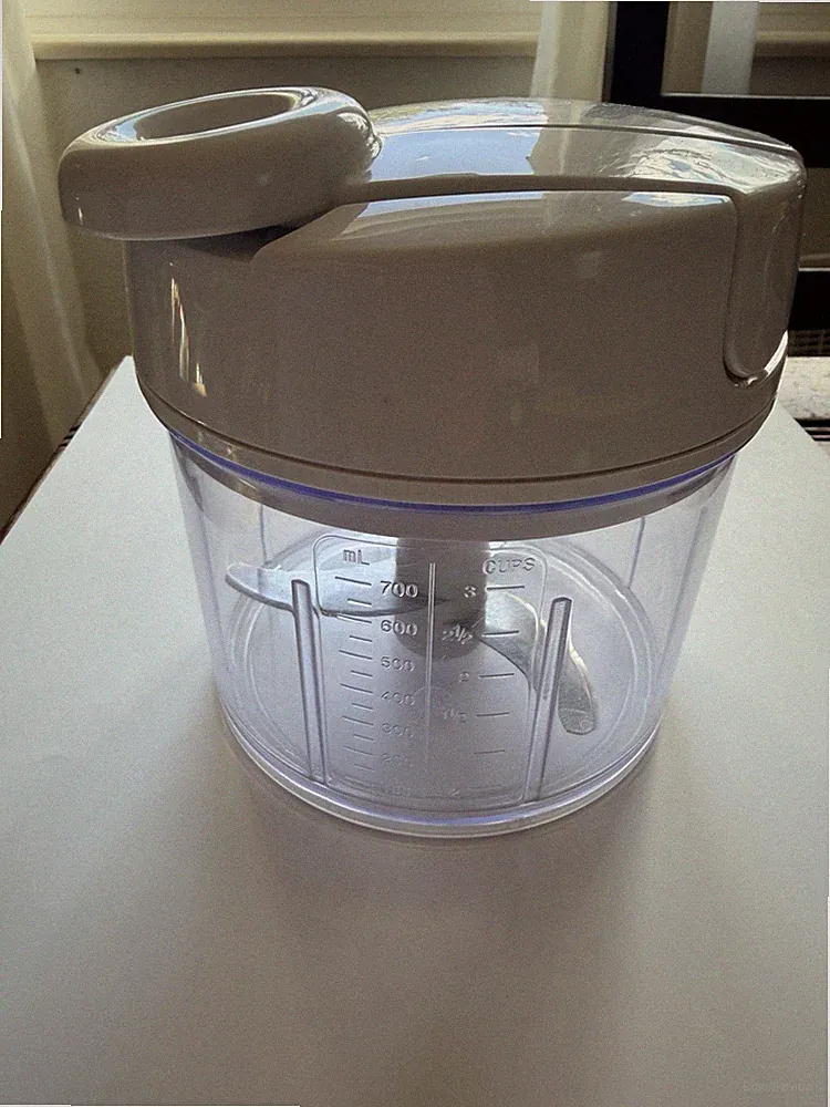 Pampered Chef Manual Food Processor Chopper 3cup #2581