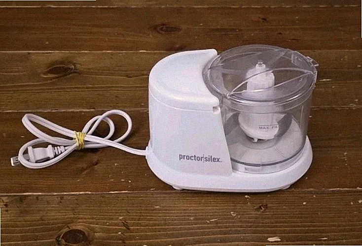 Proctor-Silex 72500PS 1.5 Cup Durable Mini Food Processor and Vegetable Chopper