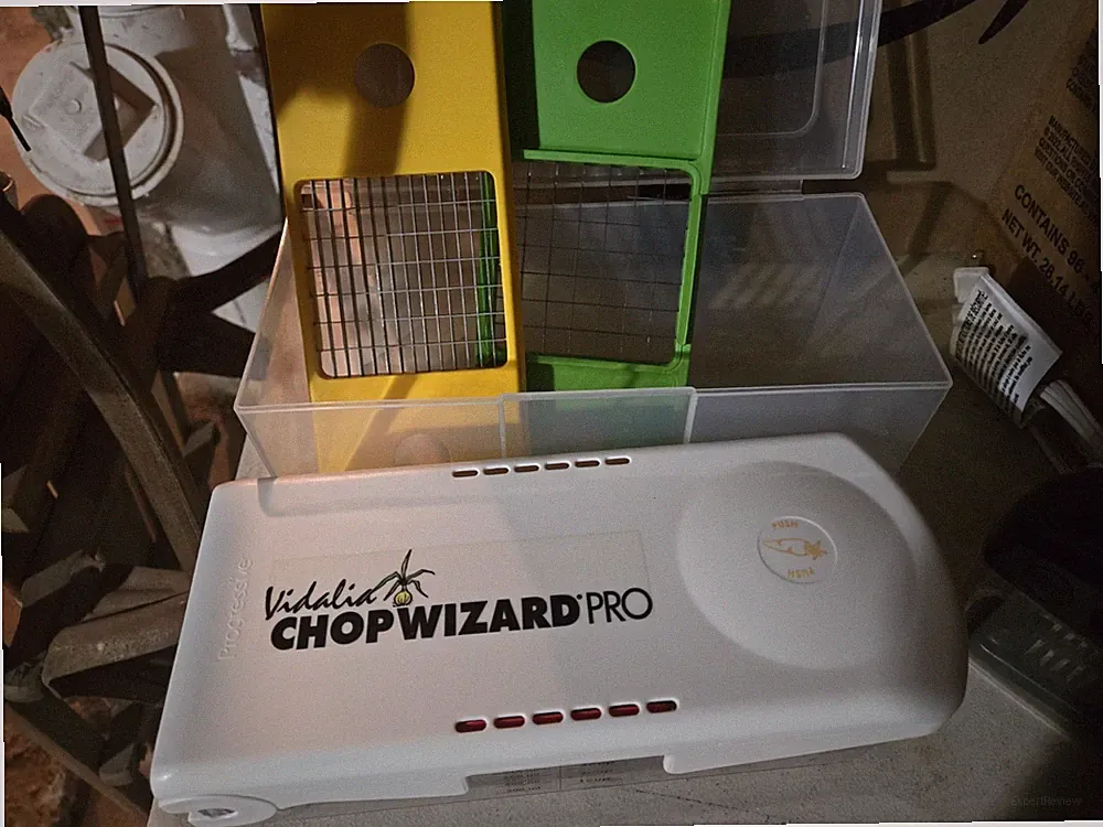 Progressive Vidalia Chop Wizard PRO Manual Food Chopper, Interchangeable Blades