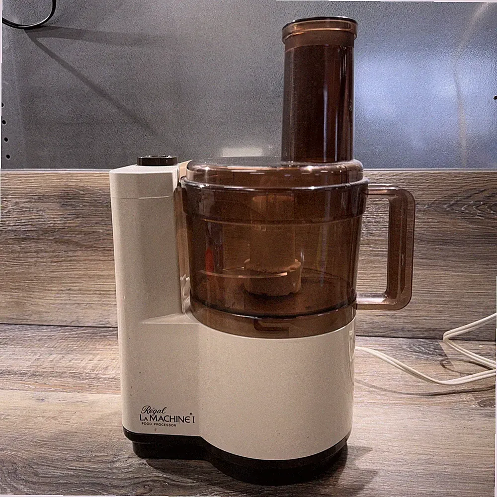 Regal La Machine 1 Full Size Food Processor Model V813 White Made in USA