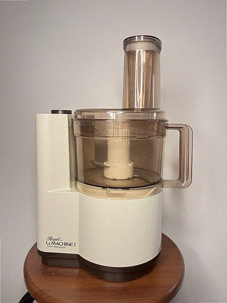 Regal La Machine 1 Full Size Food Processor Model V813 White Made in USA WORKS!
