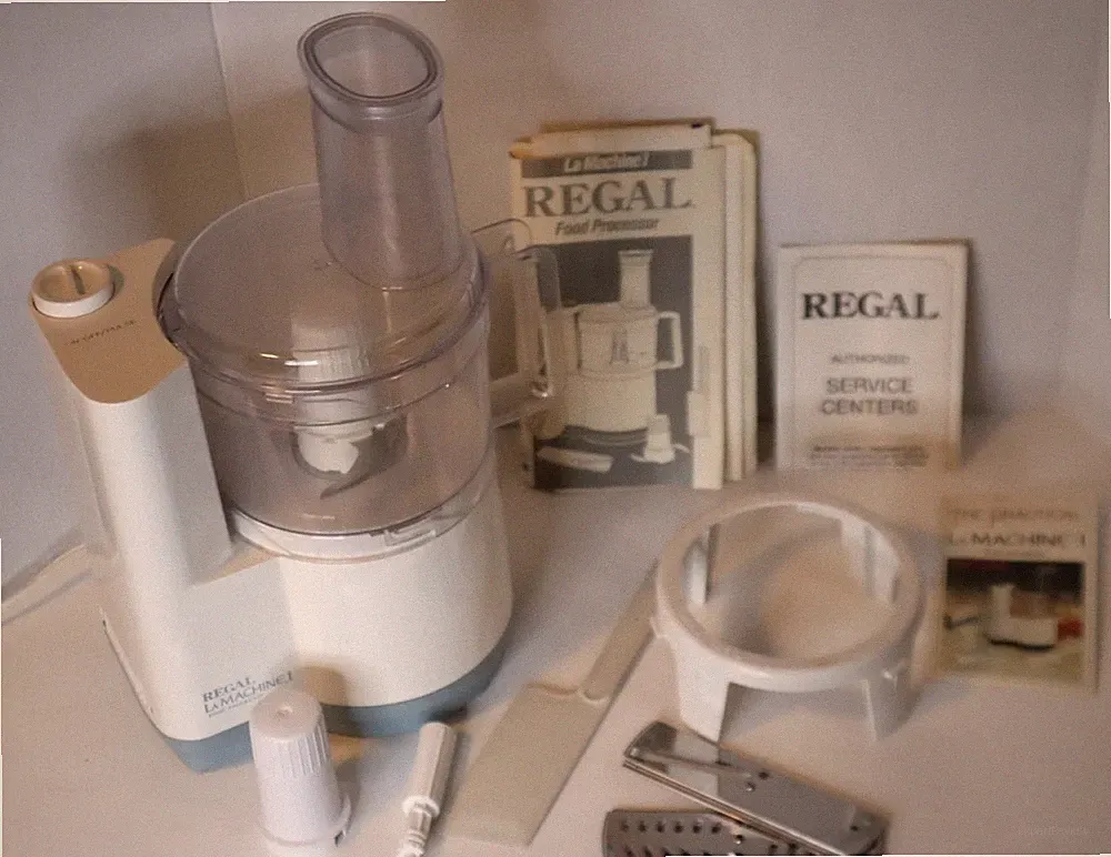 Regal La Machine Full Size Food Processor Model V813SB White Made in USA Works