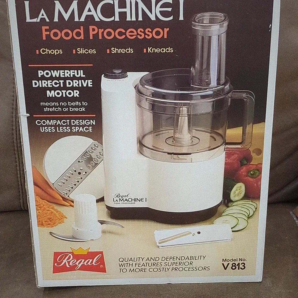 Regal La Machine I V813 Full-Size Food Processor 8-Cup 300W White