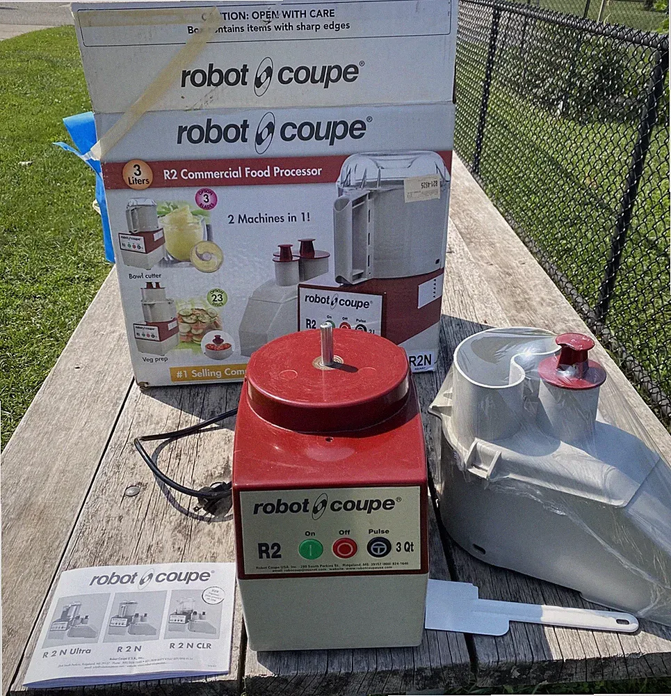 Robot Coupe R2N Commercial Food Processor- Red FOR PARTS OR NOT WORKING