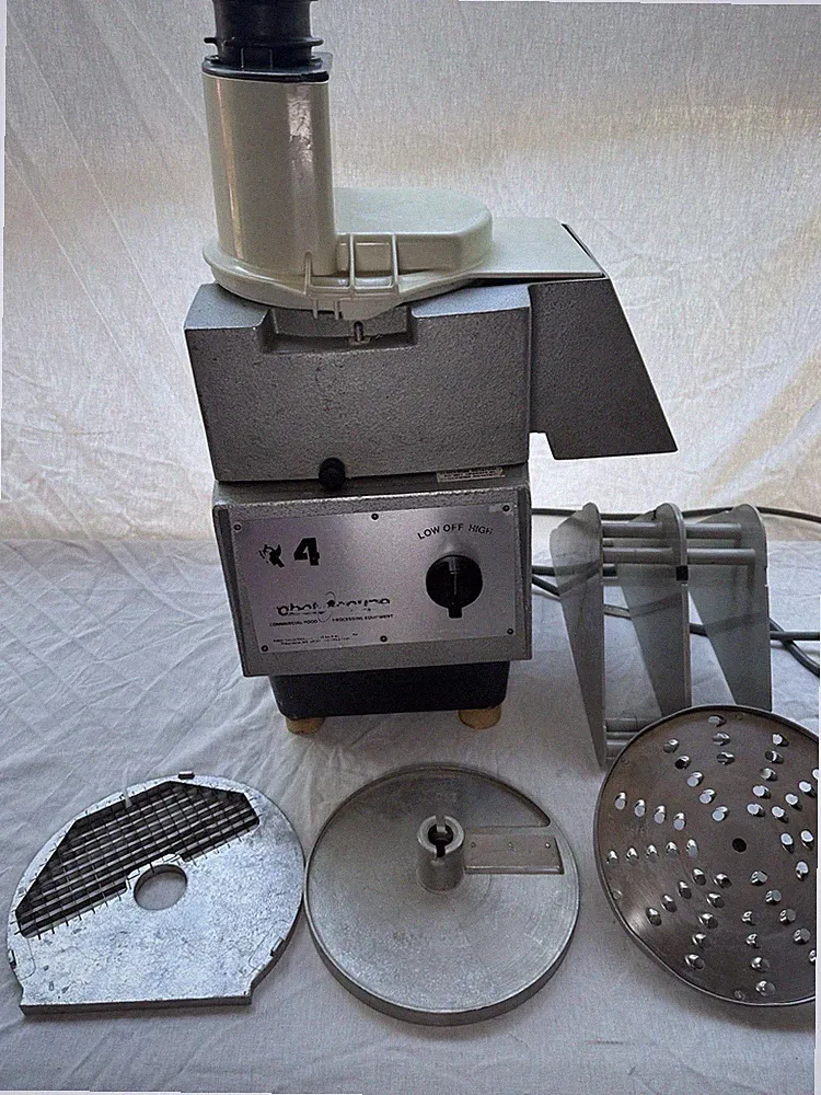 Robot Coupe R4 Food Processor With Multiple Blade Attachment 3 Phase 220v