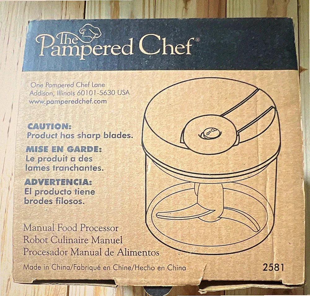 The Pampered Chef 2581 Manual Food Processor 3 Cup White/Clear w/ Blades