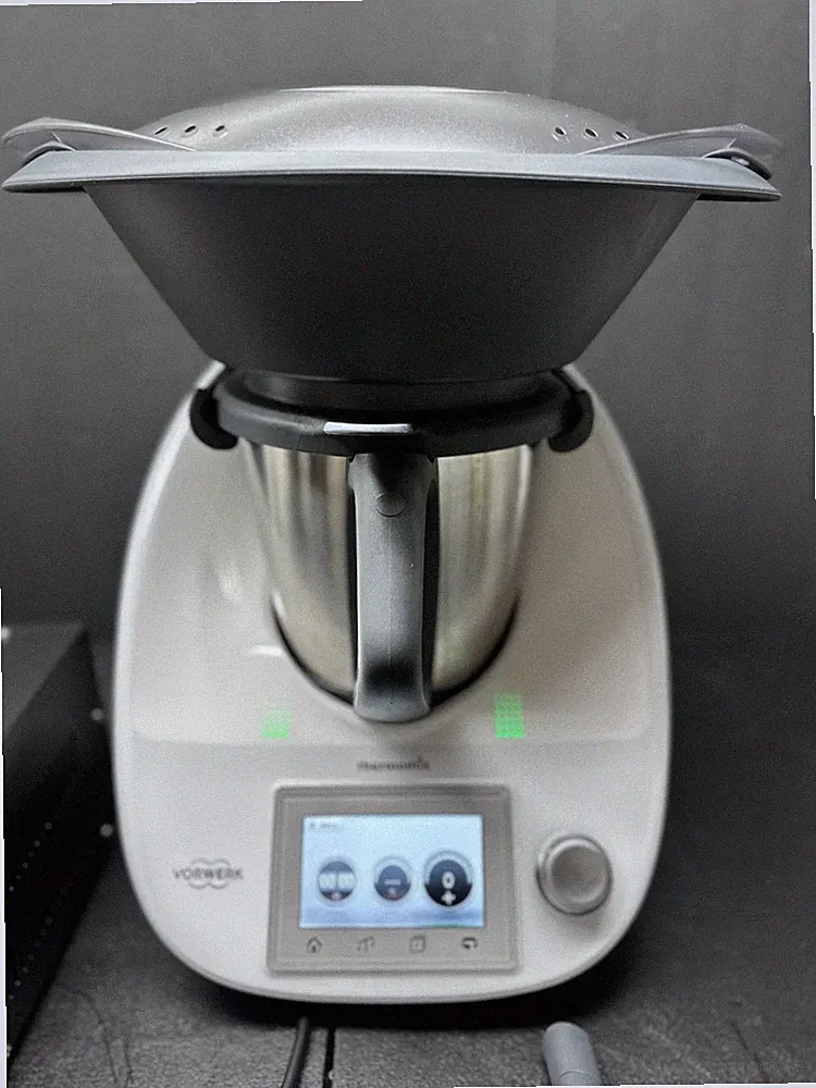 Thermomix TM5 Food Processor 220-240V w/ Varoma Accessories & 2000W Transformer