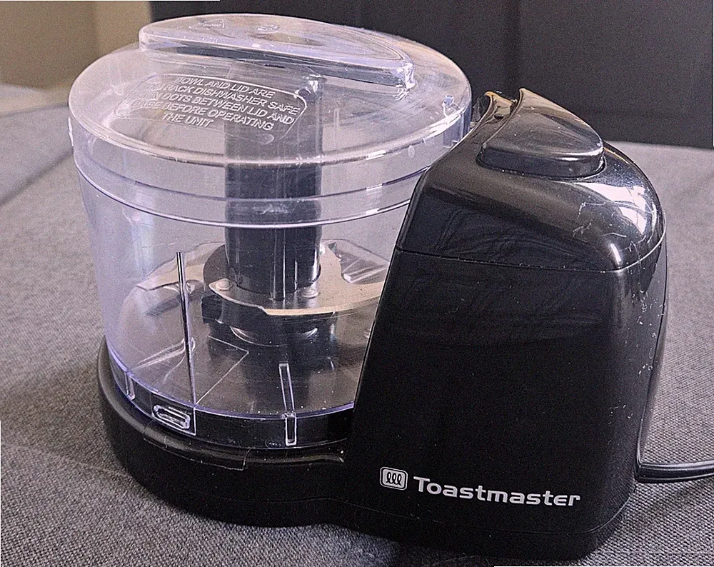 Toastmaster 1.5 Cup Mini Electric Food Chopper Works Great