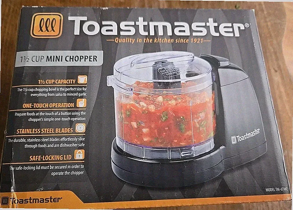 Toastmaster 1.5-Cup Mini Small Electric Food Chopper Processor Brand New