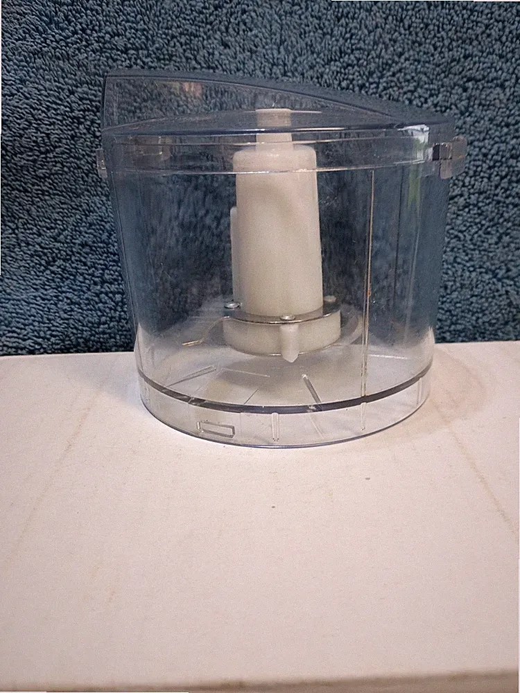 Toastmaster 1118 Mini Chopper Blade and Basket Parts Only