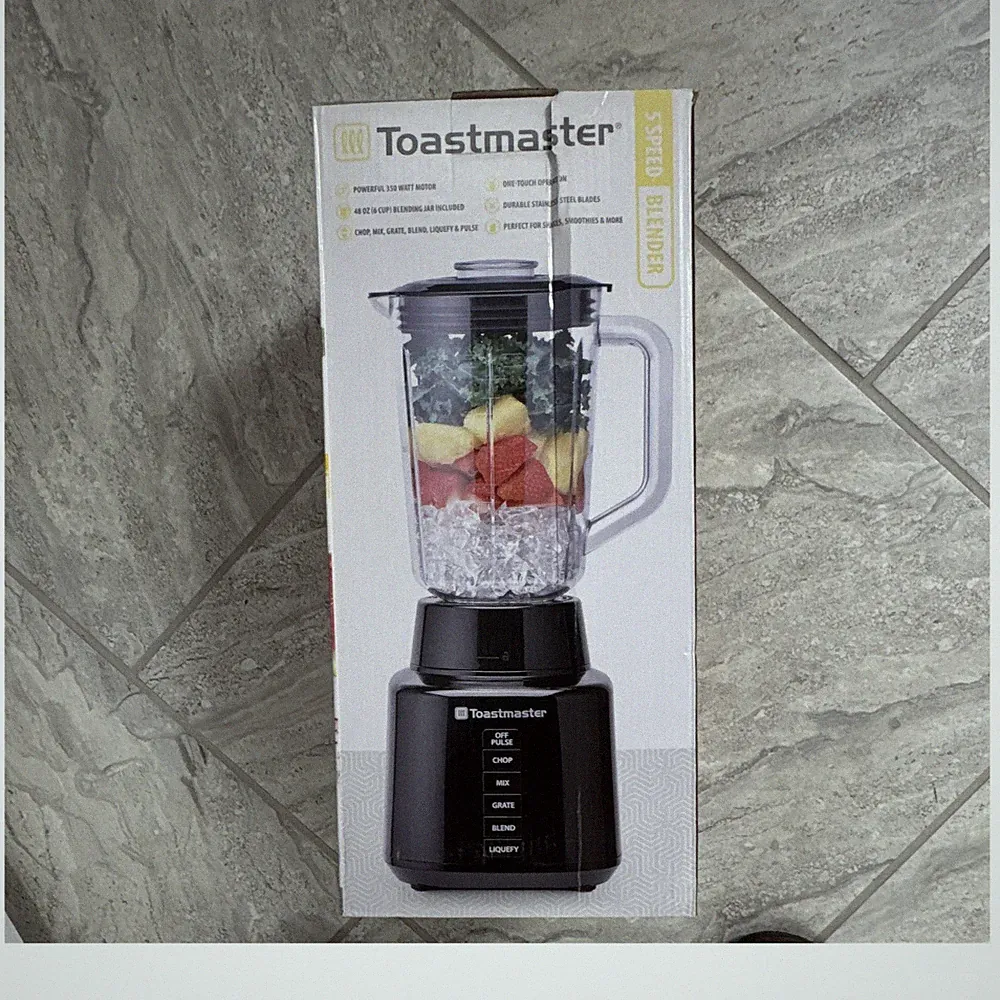 Toastmaster 5-Speed 48 oz Blender 350W Pulse Ice Crush Black/Clear