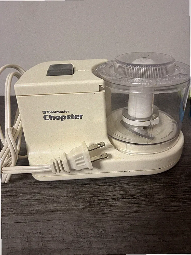Toastmaster Chopster Mini Food Chopper ½ Cup 1111 w/ Original Box