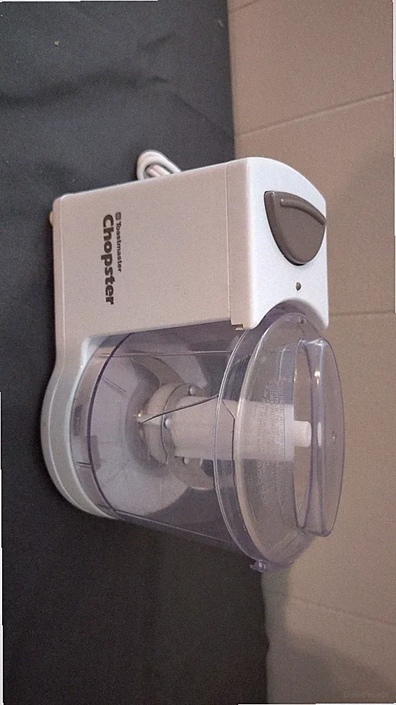 Toastmaster Chopster Mini Food Processor 1115 Works/ Crack In Bowl