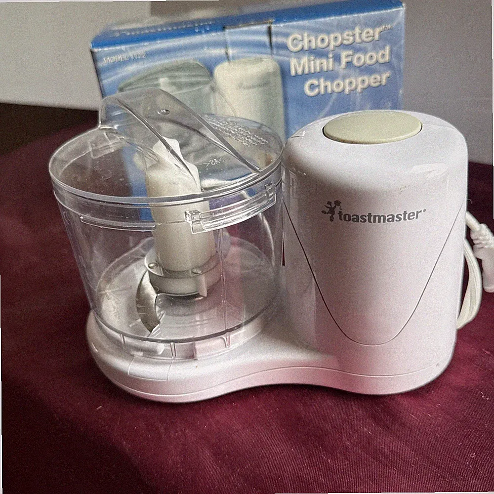 Toastmaster Model 1122 CHOPSTER Mini Food Processor Chopper with Stainless Blade