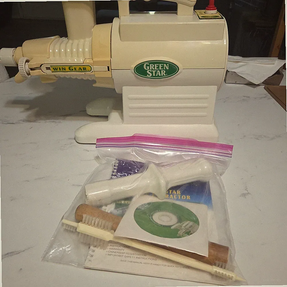 tribest green star gs3000 Twin Gear cold press juicer Gently Used Tested For...