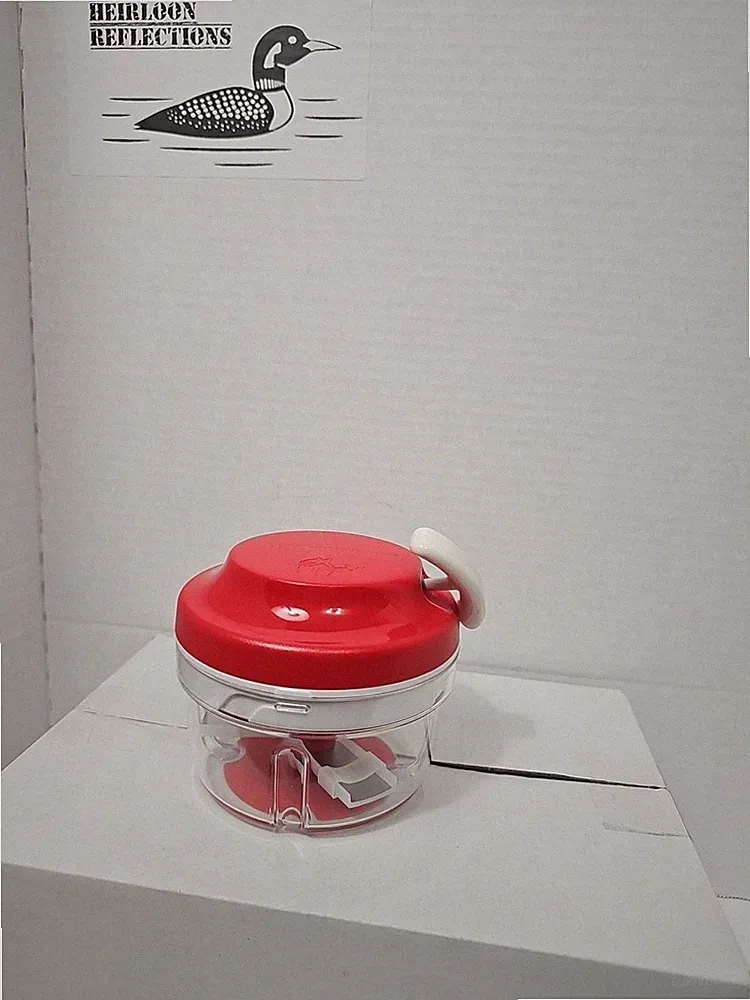 Tupperware Chop N Prep Chef Mini Food Chopper Processor New