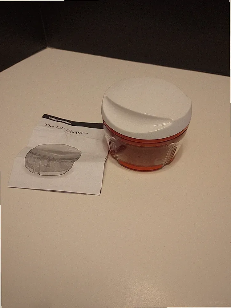 Tupperware Lil Chopper Twist Top 1.25 Cup Prep Essentials Food Processor Red