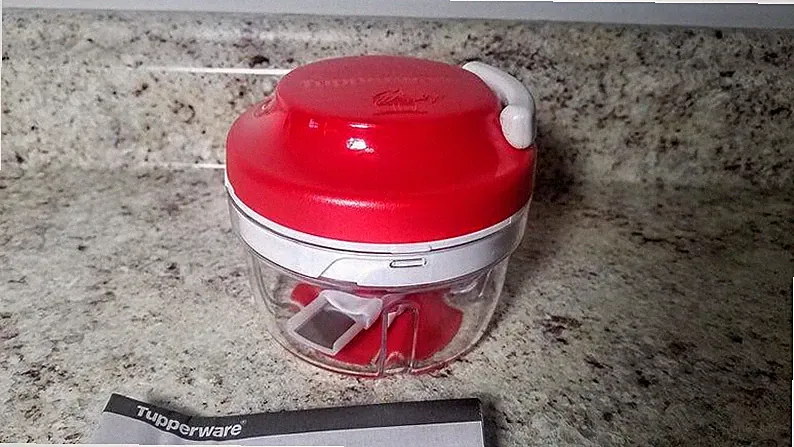 TUPPERWARE New CHOP N PREP Chef Mini Food Chopper Processor