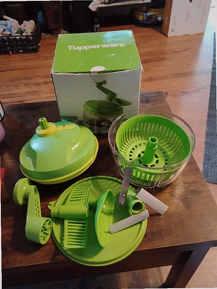 Tupperware Quick Chef Pro Food Processor Chopper Manual Brand New box Is Rough